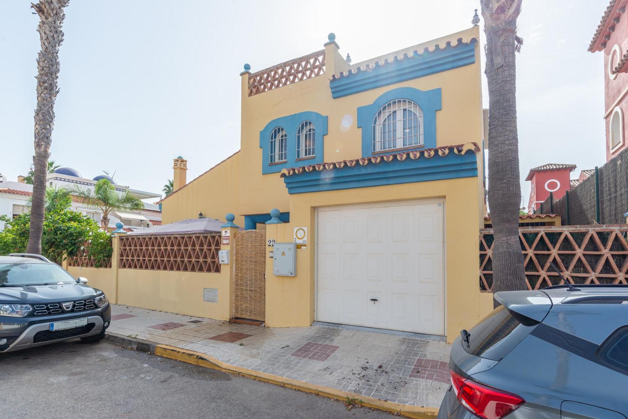 Villa Valentina - Renovated On Los Alamos Beach 托雷莫利诺斯 外观 照片