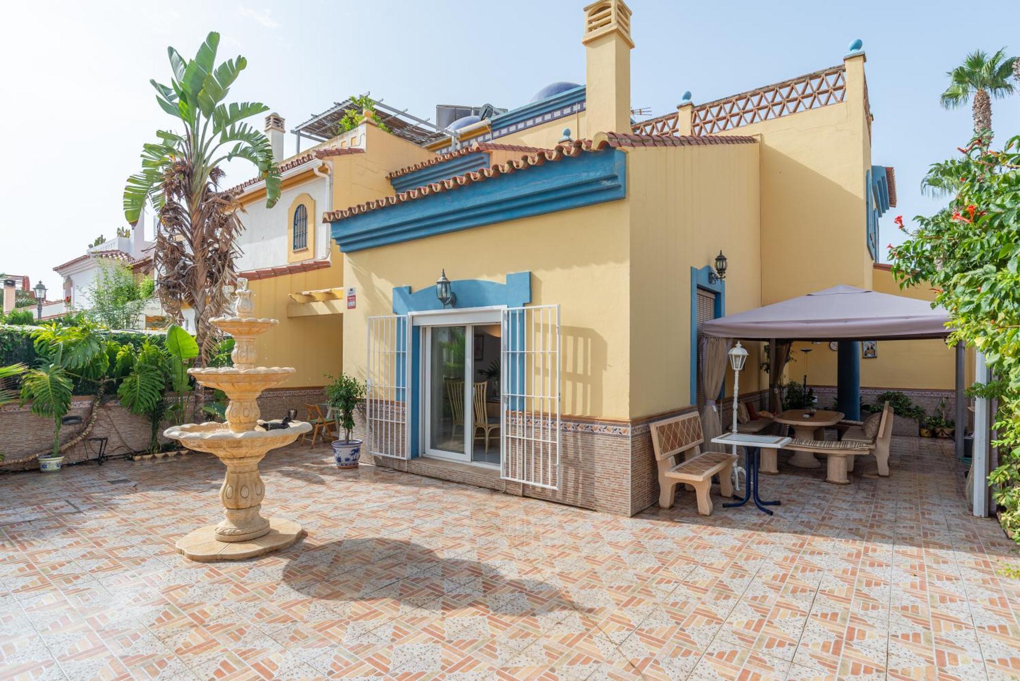 Villa Valentina - Renovated On Los Alamos Beach 托雷莫利诺斯 外观 照片